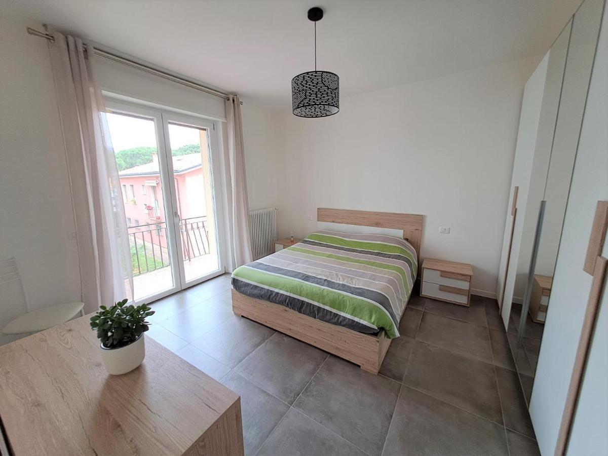 Lux Family Apartment Бардолино Екстериор снимка