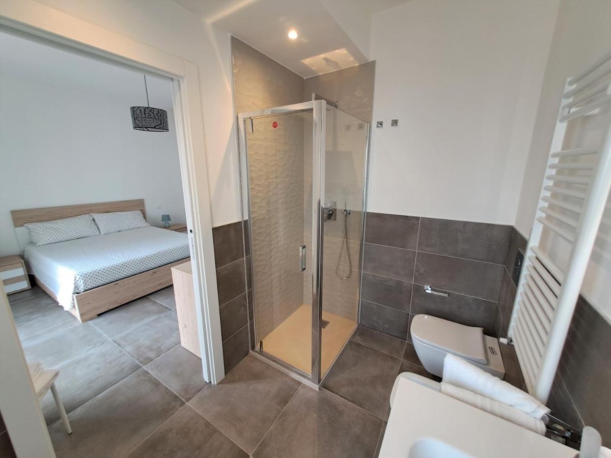 Lux Family Apartment Бардолино Екстериор снимка