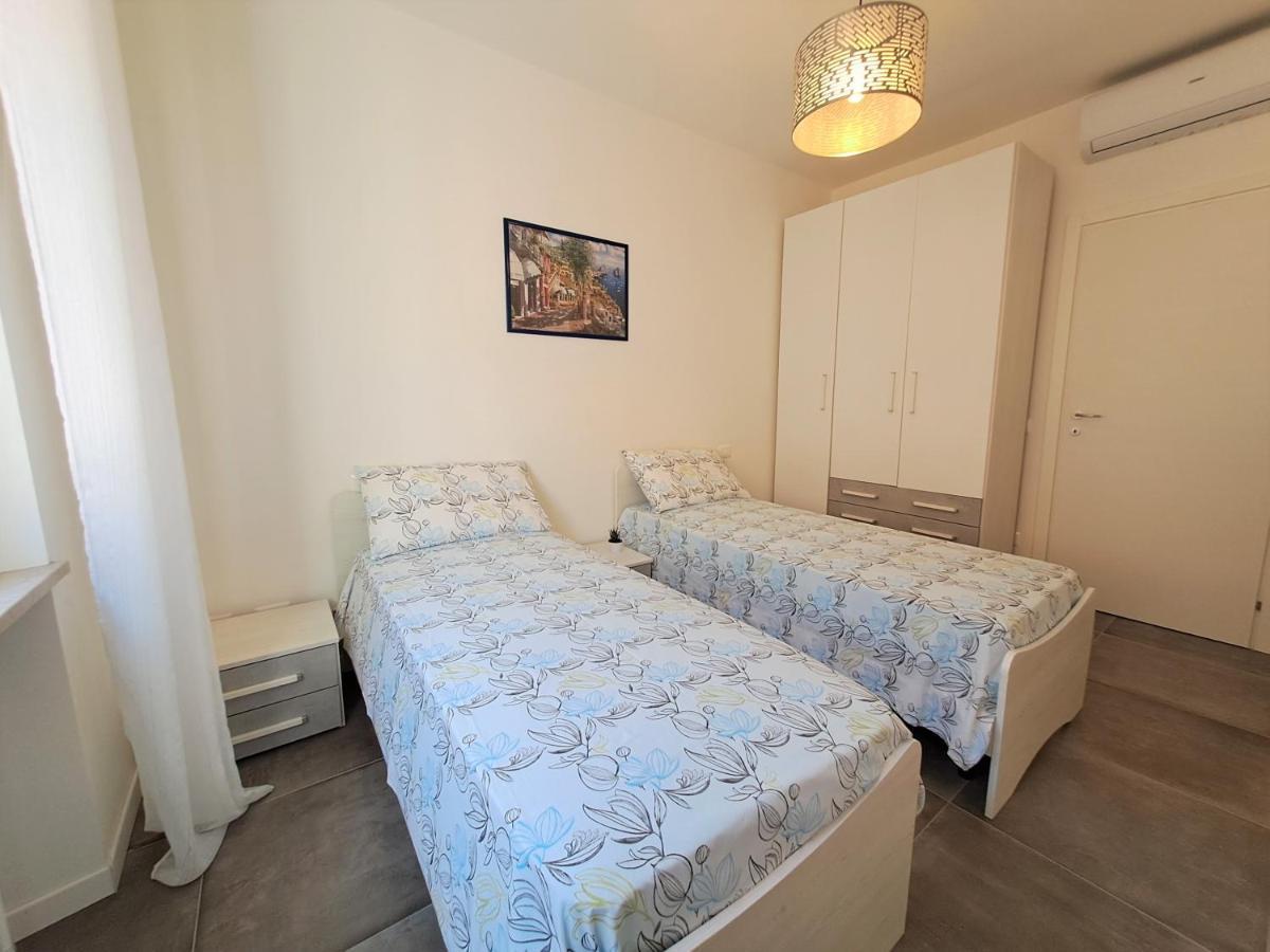 Lux Family Apartment Бардолино Екстериор снимка